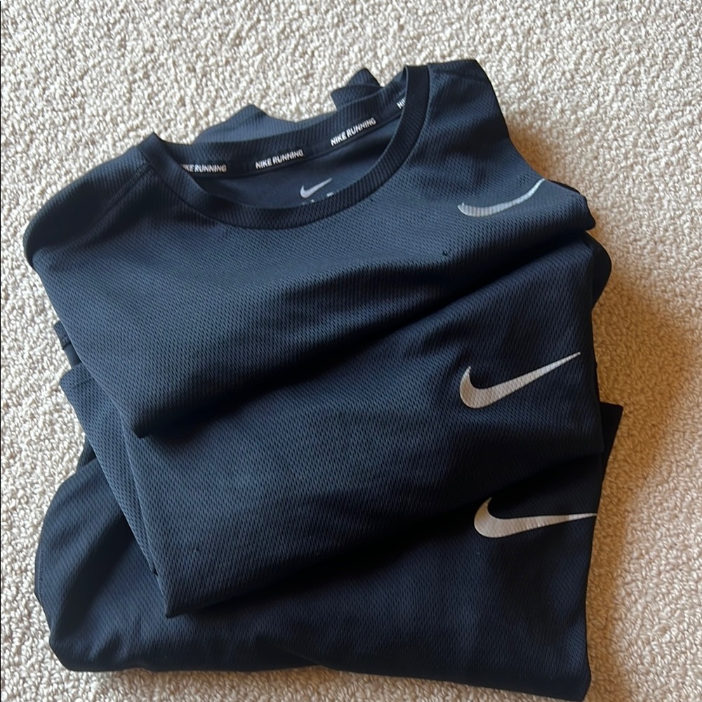 3 Nike Black Performance Tees